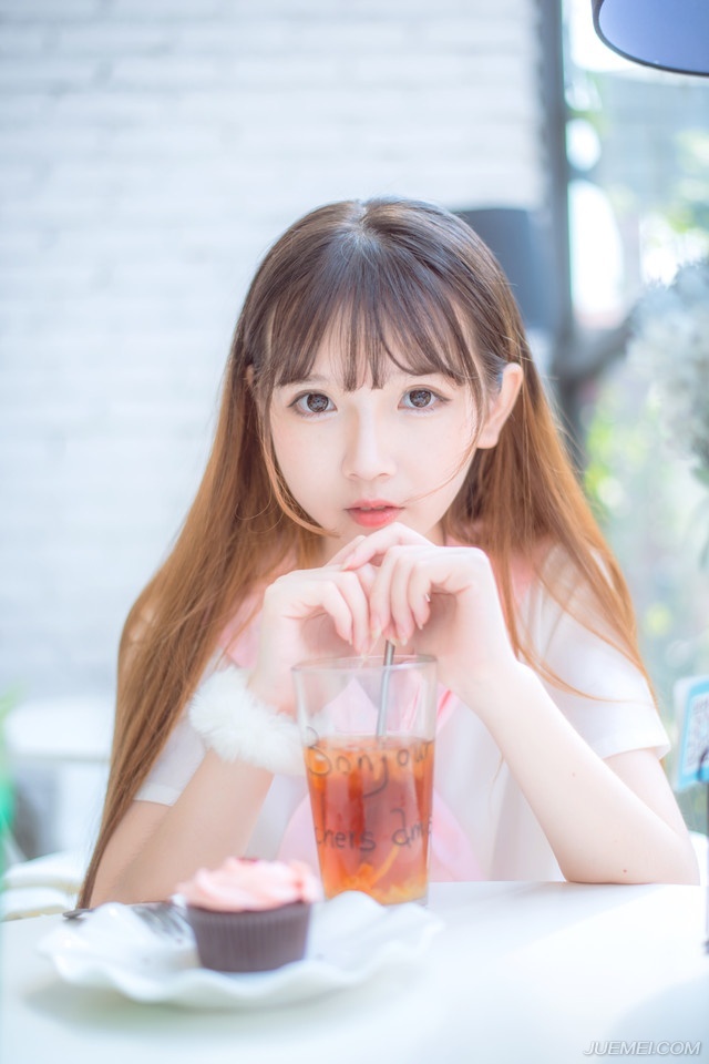 “哦？”刘璝眉头一皱，这来的时机未免也太巧了吧？